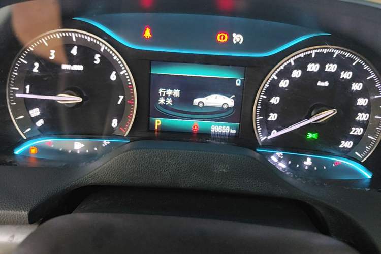 Used Buick GT 2018 18T Automatic Elite Model Instrument Cluster