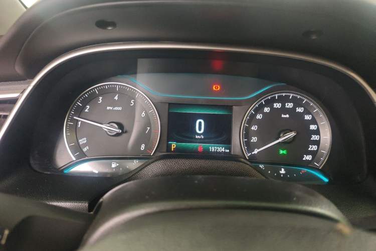 Used Buick GT 2018 18T Automatic Elite Model Instrument Cluster