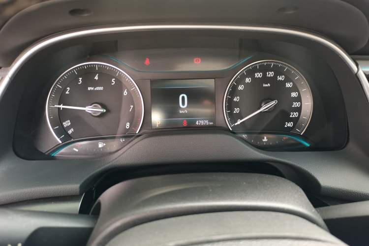 Used Buick GT 2018 18T Automatic Elite Model Instrument Cluster