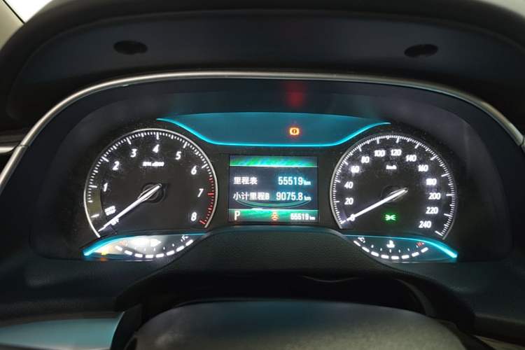 Used Buick GT 2018 15T Dual-Clutch Elite Model China V Standard Instrument Cluster