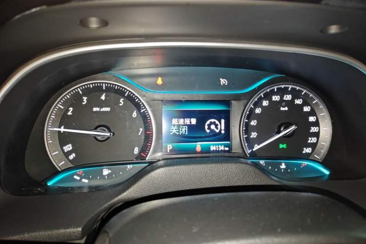 Used Buick GT 2018 15T Dual-Clutch Elite Model China V Standard Instrument Cluster