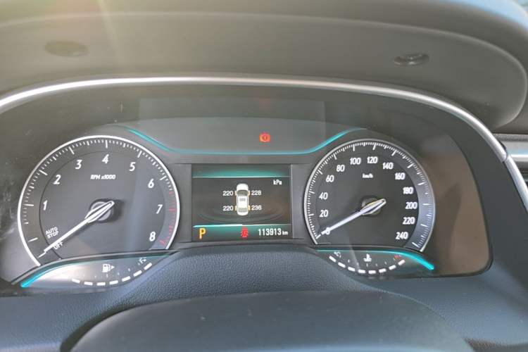 Used Buick GT 2018 15T Dual-Clutch Elite Model China V Standard Instrument Cluster