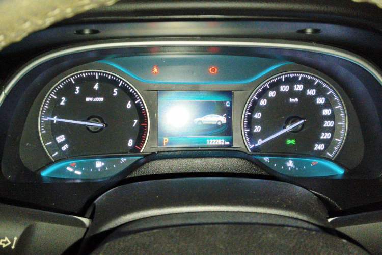 Used Buick GT 2018 18T Automatic Elite Model Instrument Cluster