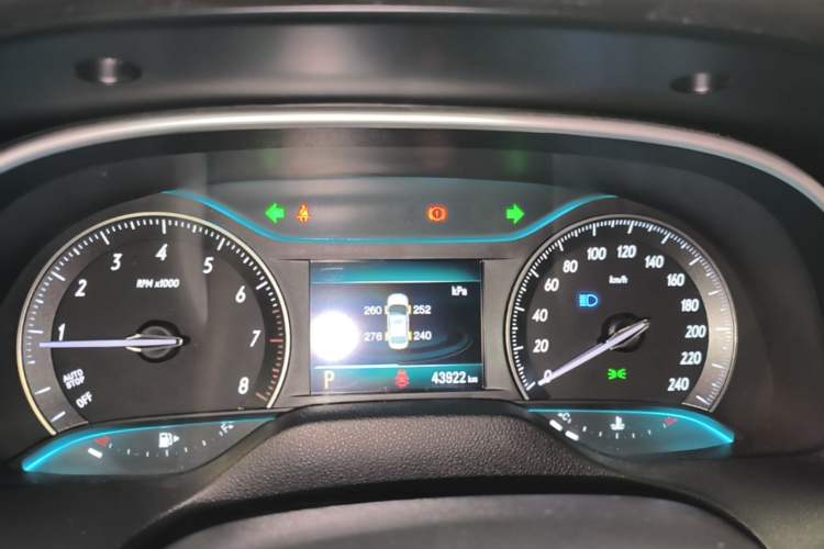 Used Buick GT 2018 18T Automatic Elite Model Instrument Cluster