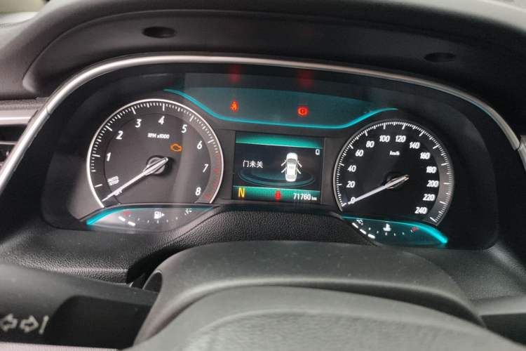 Used Buick GT 2018 18T Automatic Elite Model Instrument Cluster