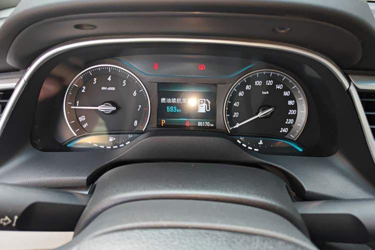 Used Buick GT 2018 15T Dual-Clutch Elite Model China V Standard Instrument Cluster