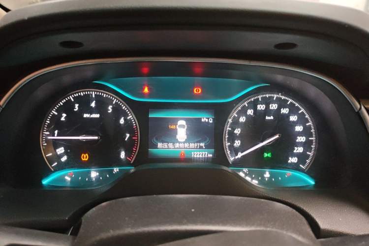 Used Buick GT 2018 15T Manual Elite Version China V Standard Instrument Cluster