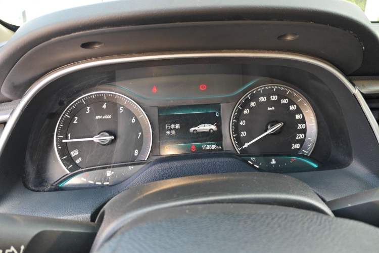 Used Buick GT 2018 15T Dual-Clutch Elite Model China V Standard Instrument Cluster