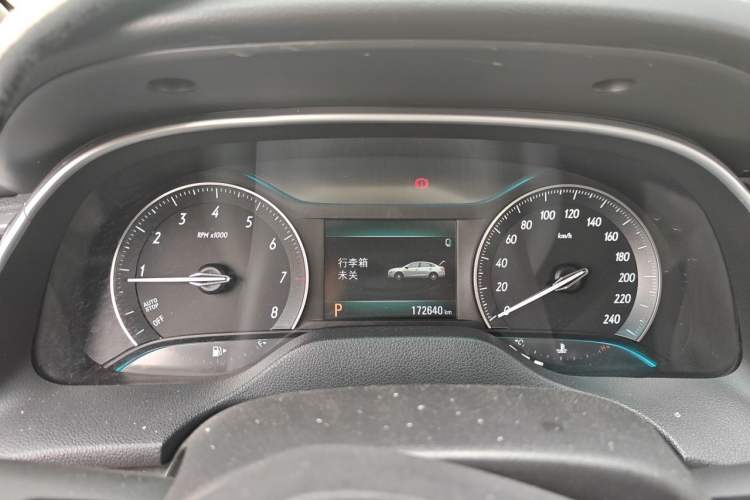 Used Buick GT 2018 15T Dual-Clutch Elite Model China V Standard Instrument Cluster