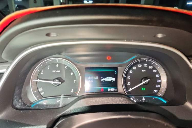 Used Buick GT 2018 18T Automatic Elite Model Instrument Cluster