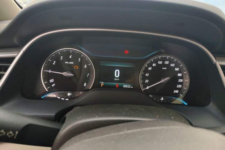 Used Buick GT 2018 15T Dual-Clutch Elite Model China V Standard Instrument Cluster