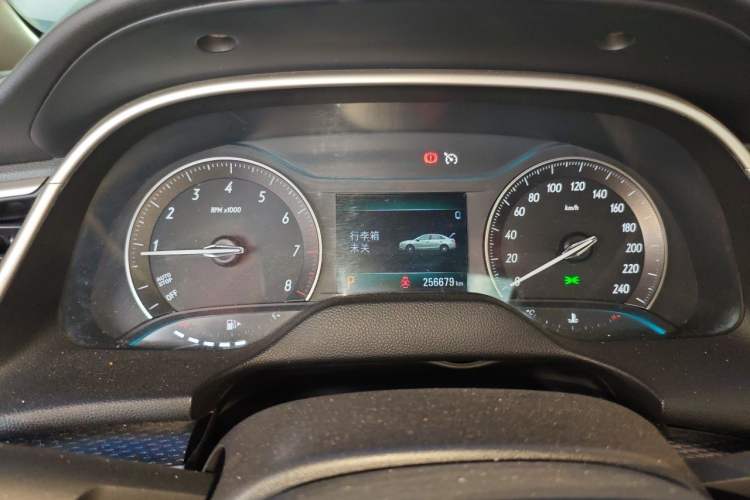 Used Buick GT 2018 18T Automatic Elite Model Instrument Cluster