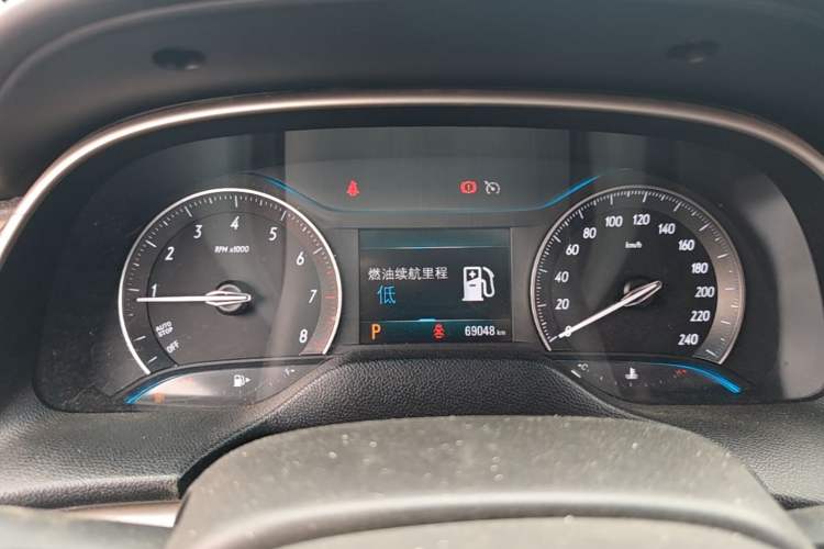 Used Buick GT 2018 18T Automatic Elite Model Instrument Cluster