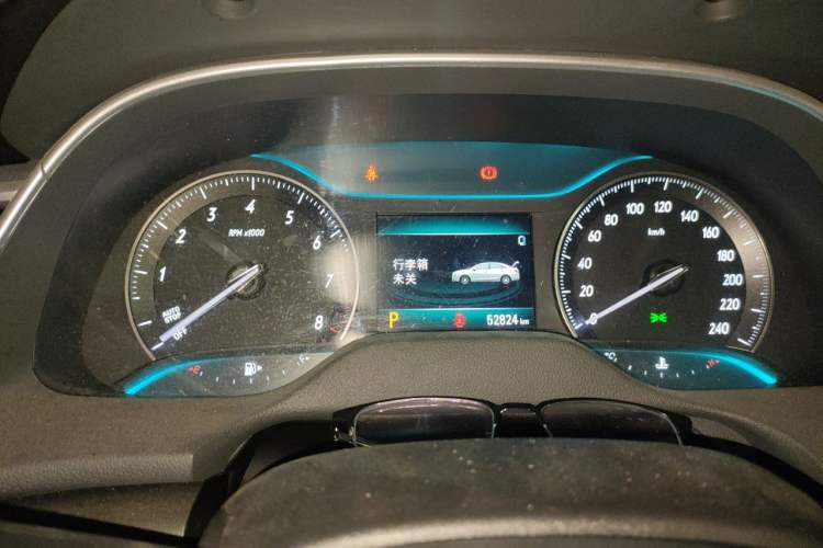 Used Buick GT 2018 15T Dual-Clutch Elite Model China V Standard Instrument Cluster