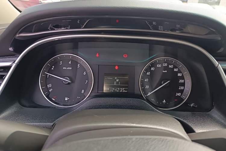 Used Buick GT 2018 15T Manual Entry-Level Version China V Standard Instrument Cluster