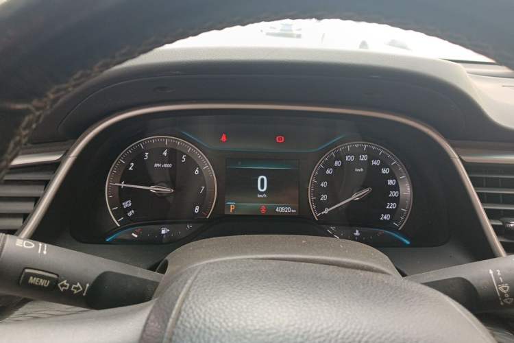 Used Buick GT 2018 15T Dual-Clutch Elite Model China V Standard Instrument Cluster