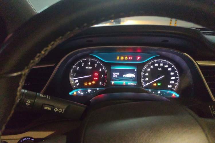 Used Buick GT 2018 15T Dual-Clutch Elite Model China V Standard Instrument Cluster