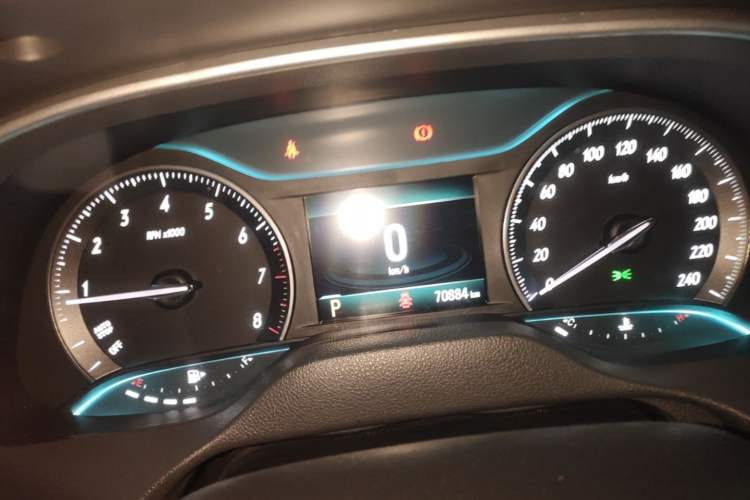 Used Buick GT 2018 18T Automatic Elite Model Instrument Cluster