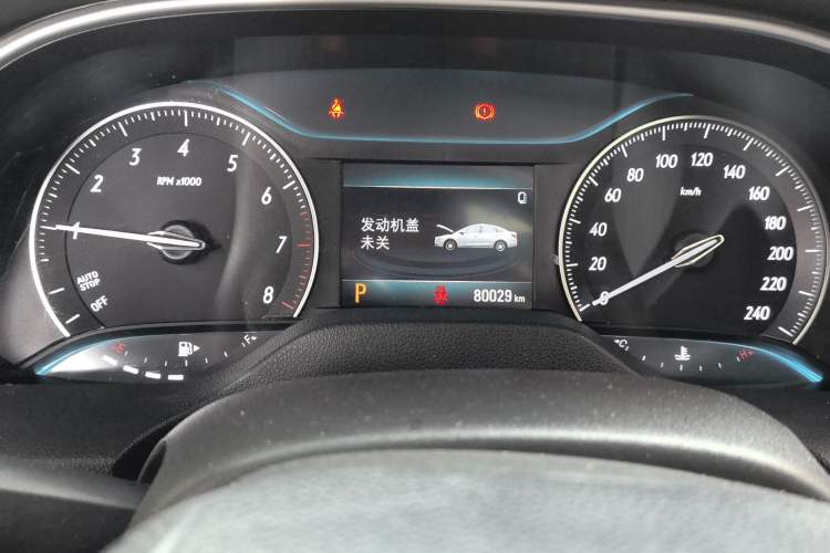 Used Buick GT 2018 18T Automatic Elite Model Instrument Cluster