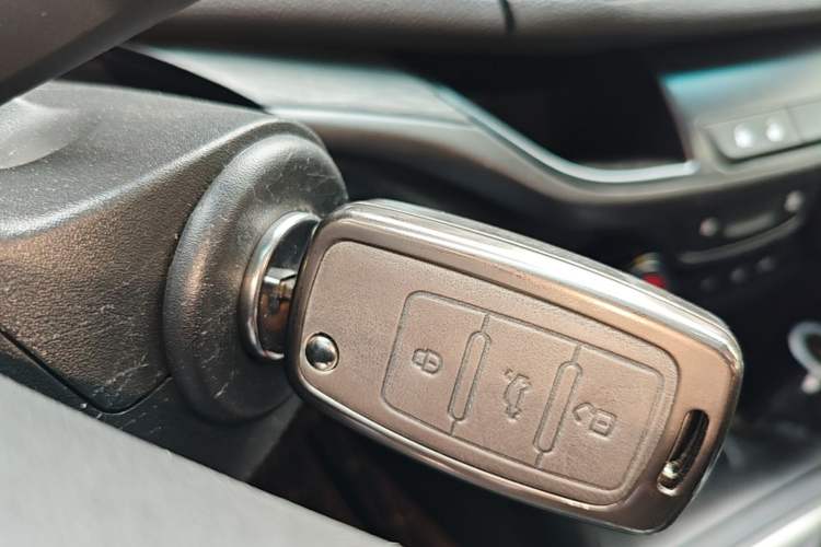 Used Buick GT 2018 18T Automatic Elite Model Interior 1