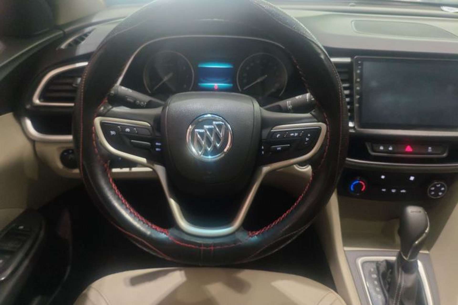 Used Buick GT 2018 15T Dual-Clutch Elite Model China V Standard Interior 1