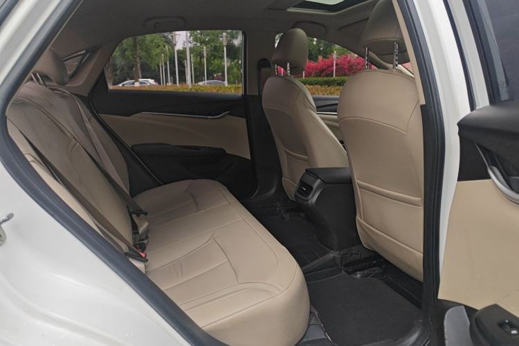 Used Buick GT 2018 15T Dual-Clutch Elite Model China V Standard Interior 1
