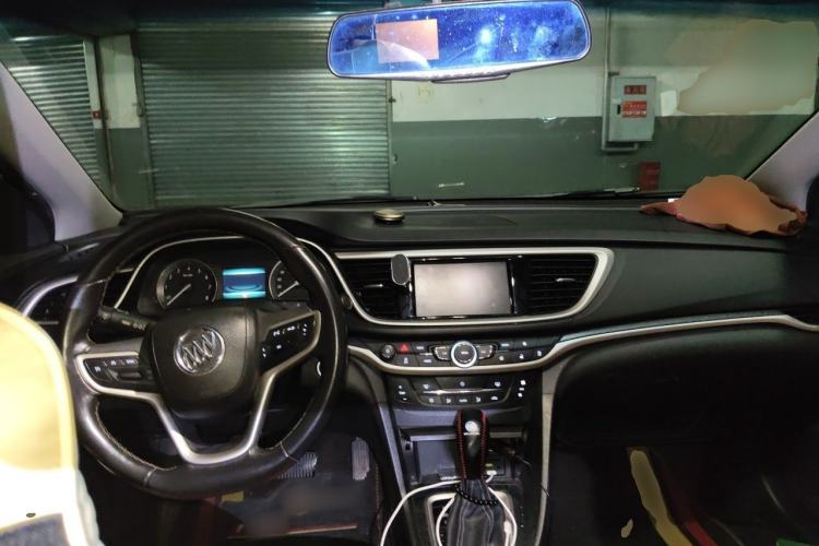 Used Buick GT 2018 18T Automatic Flagship Model Interior 2