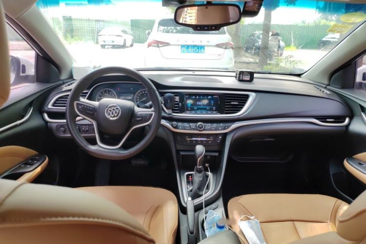 Used Buick GT 2018 18T Automatic Flagship Model Interior 2