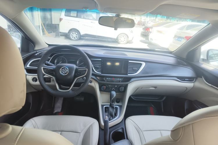 Used Buick GT 2018 15T Dual-Clutch Elite Model China V Standard Interior 3
