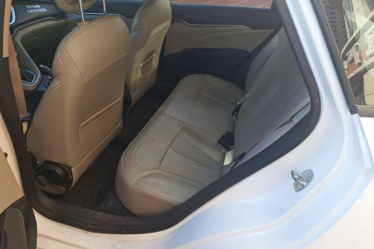 Used Buick GT 2018 15T Dual-Clutch Elite Model China V Standard Interior 4