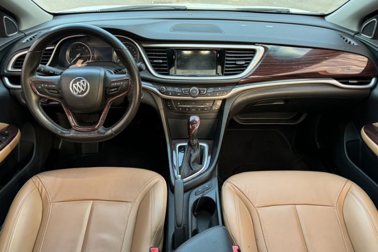 Used Buick GT 2018 18T Automatic Flagship Model Interior 4
