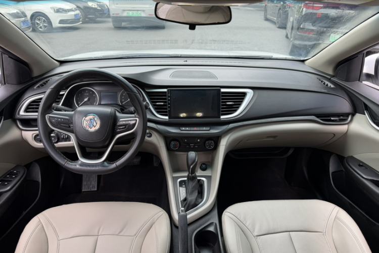 Used Buick GT 2018 15T Dual-Clutch Elite Model China V Standard Interior 4