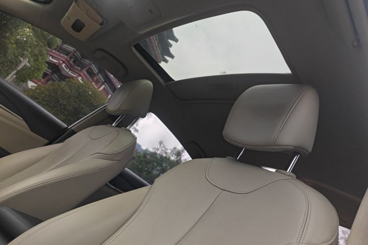 Used Buick GT 2018 15T Dual-Clutch Elite Model China V Standard Interior 4