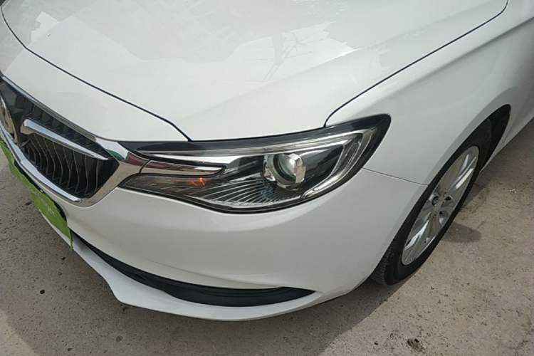 Used Buick GT 2018 15T Dual-Clutch Elite Model China V Standard Left Front Headlight