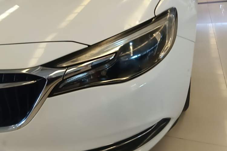 Used Buick GT 2018 18T Automatic Flagship Model Left Front Headlight