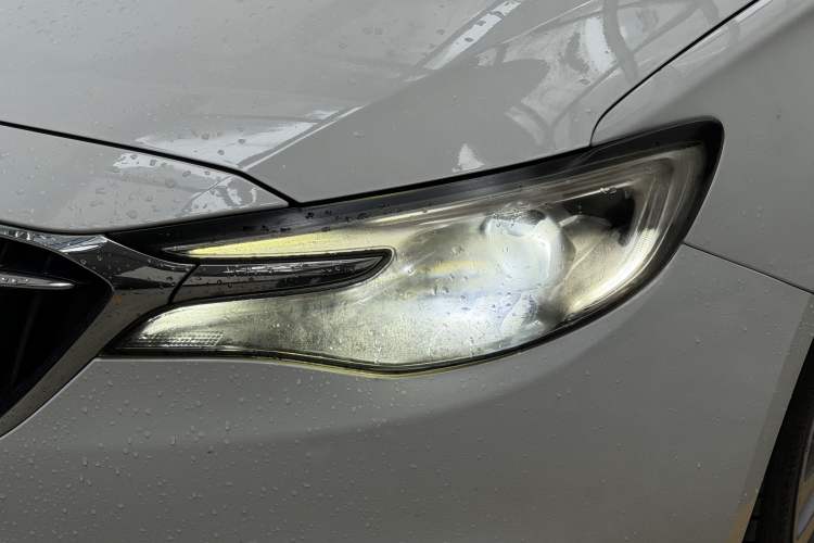 Used Buick GT 2018 18T Automatic Elite Model Left Front Headlight