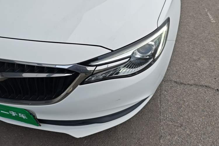 Used Buick GT 2018 15T Manual Entry-Level Version China V Standard Left Front Headlight