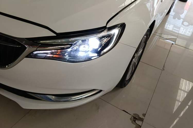 Used Buick GT 2018 18T Automatic Elite Model Left Front Headlight