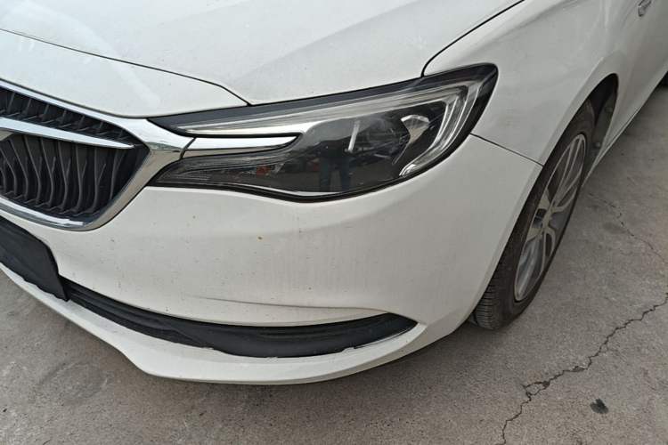 Used Buick GT 2018 18T Automatic Elite Model Left Front Headlight