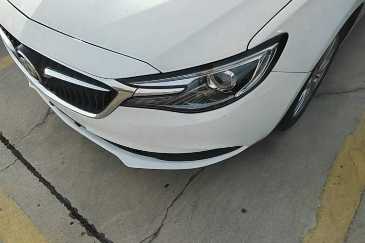 Used Buick GT 2018 15T Dual-Clutch Elite Model China V Standard Left Front Headlight