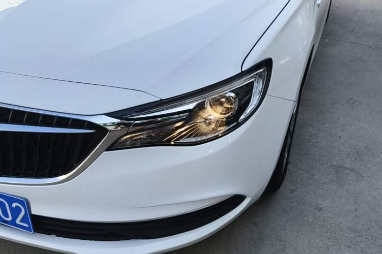 Used Buick GT 2018 15T Manual Elite Version China V Standard Left Front Headlight