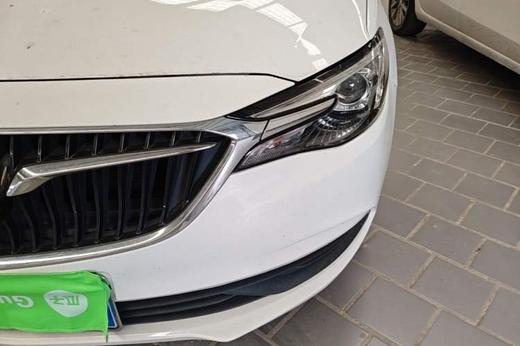Used Buick GT 2018 15T Manual Entry-Level Version China V Standard Left Front Headlight