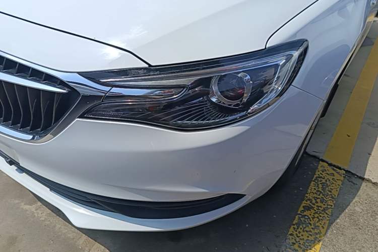 Used Buick GT 2018 15T Manual Entry-Level Version China V Standard Left Front Headlight