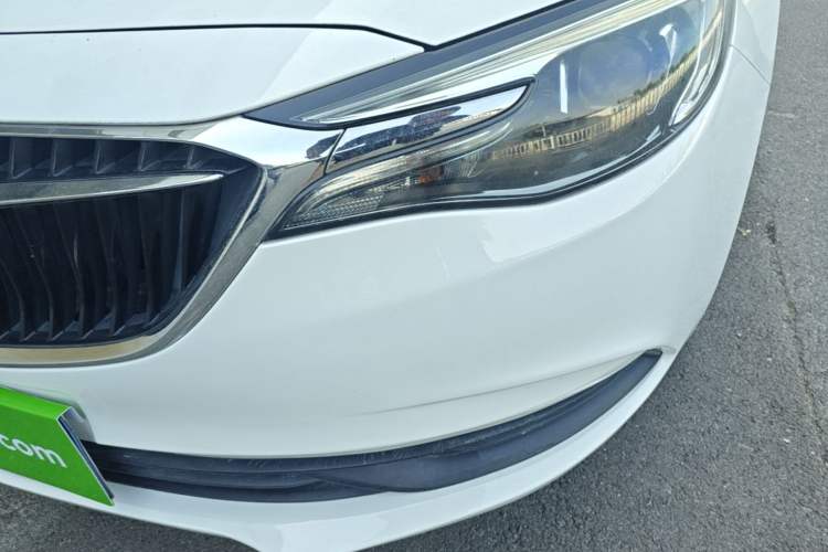 Used Buick GT 2018 18T Automatic Elite Model Left Front Headlight