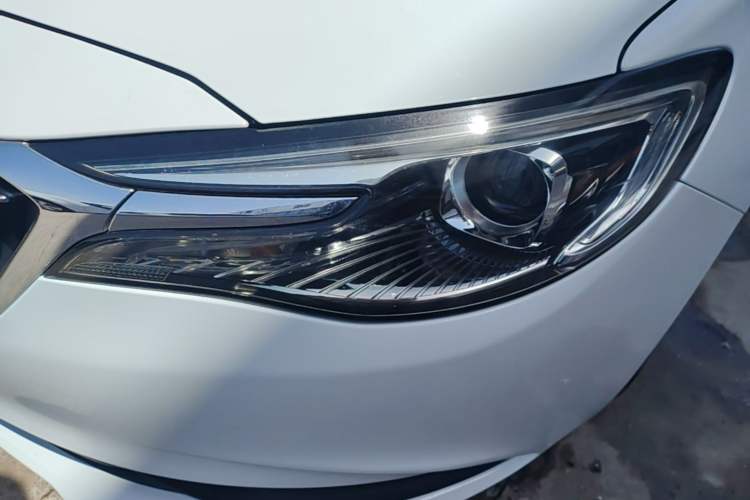 Used Buick GT 2018 15T Manual Elite Version China V Standard Left Front Headlight
