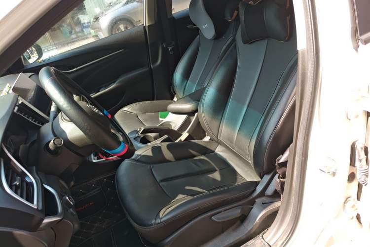 Used Buick GT 2018 18T Automatic Elite Model Left Front Seat