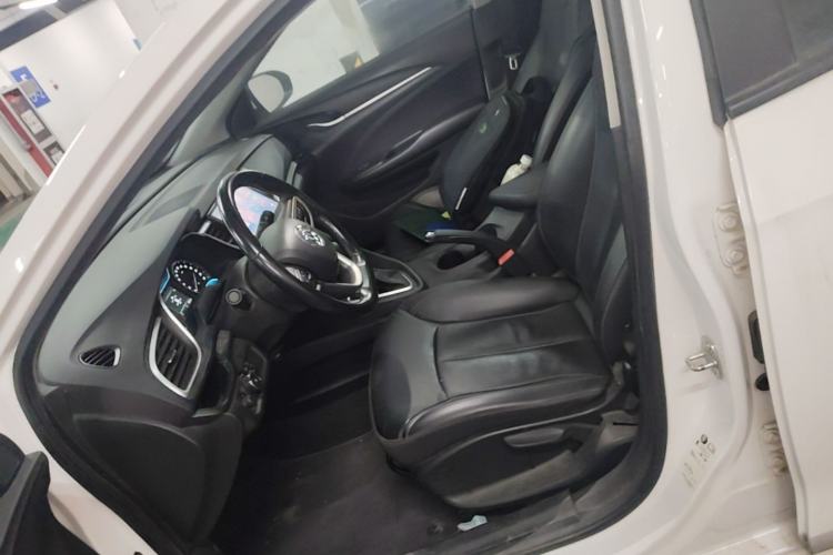 Used Buick GT 2018 18T Automatic Elite Model Left Front Seat