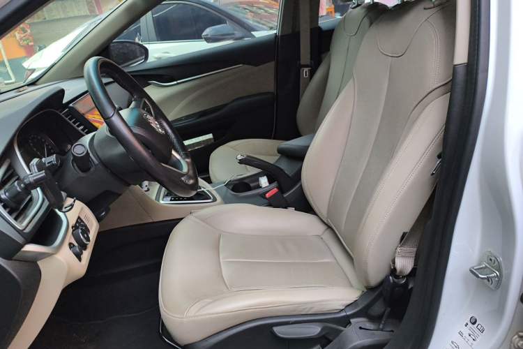 Used Buick GT 2018 15T Dual-Clutch Elite Model China V Standard Left Front Seat