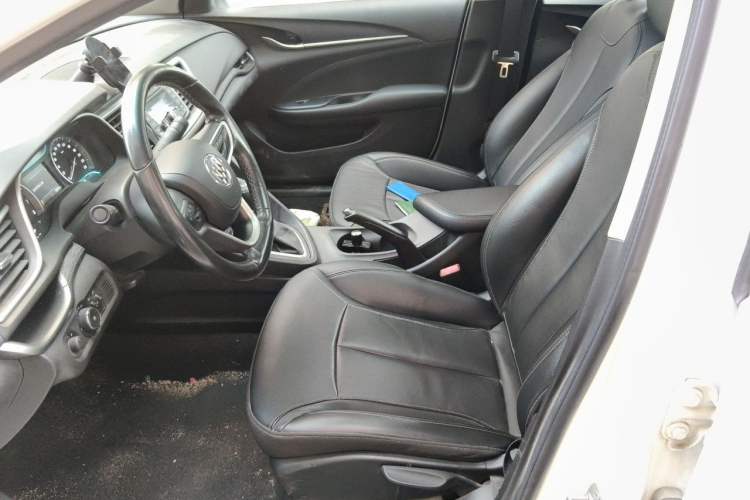 Used Buick GT 2018 18T Automatic Elite Model Left Front Seat