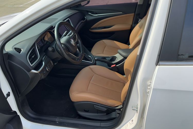 Used Buick GT 2018 18T Automatic Flagship Model Left Front Seat